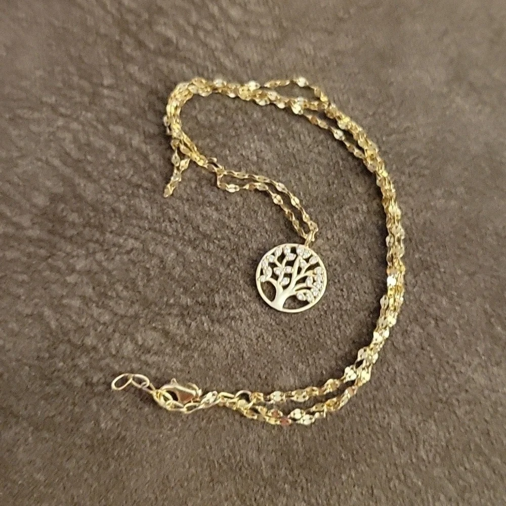 Lara ROES Dainty Sterling Silver Tree of Life Pendant Layered Necklace